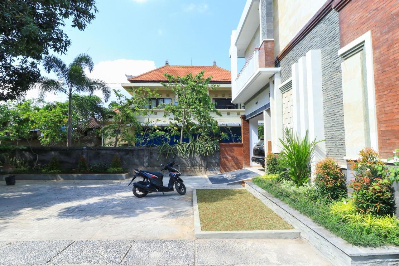 Manu Guest House 2 Canggu Exterior foto